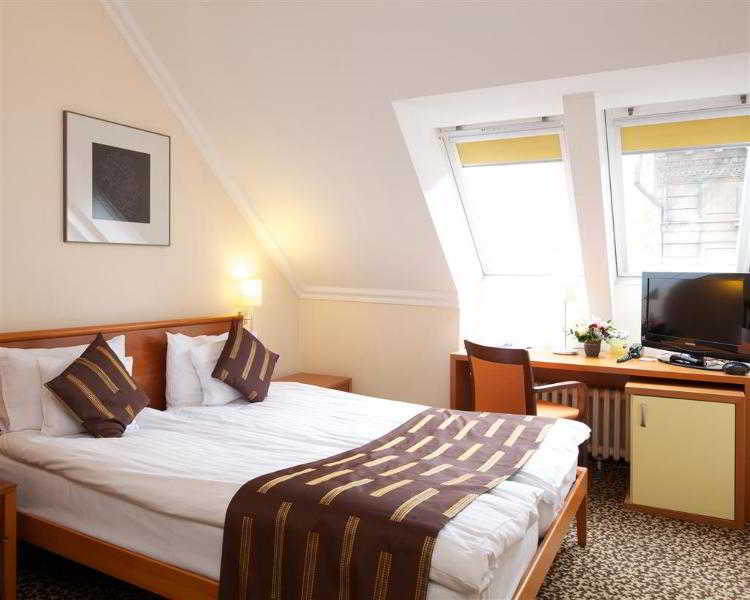 Ambra Hotel Budapest Ngoại thất bức ảnh