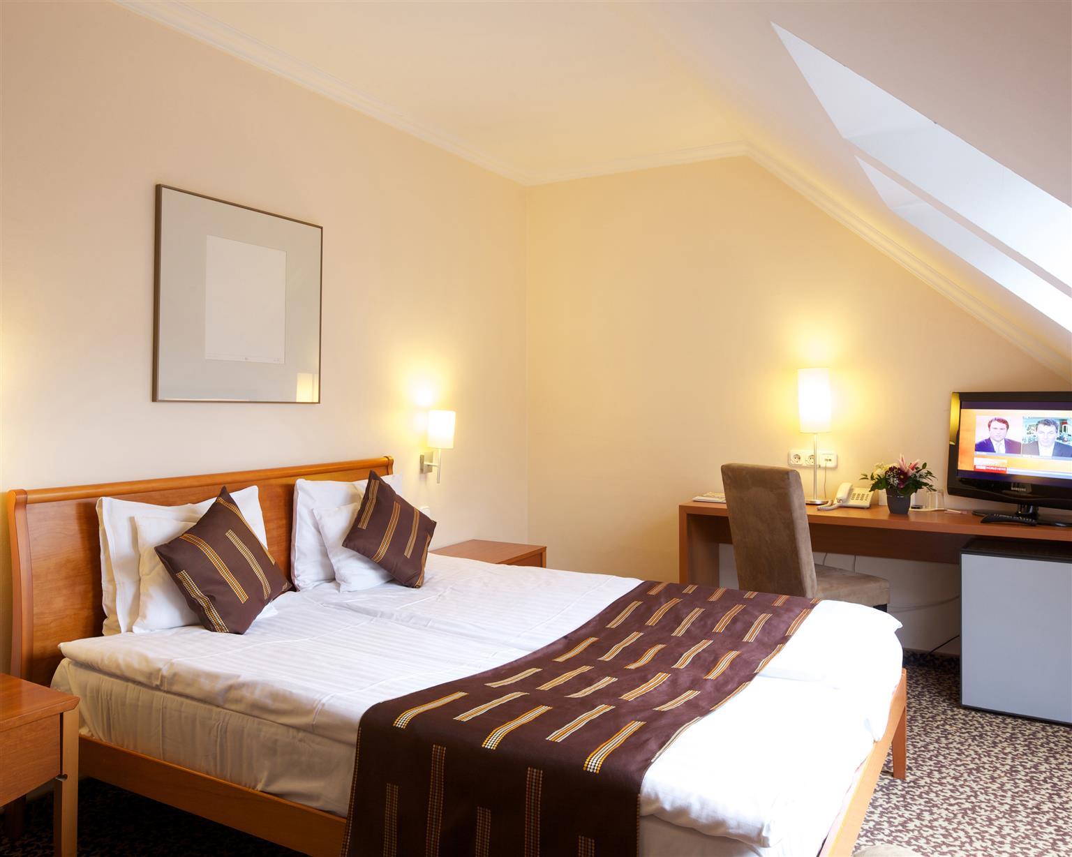 Ambra Hotel Budapest Ngoại thất bức ảnh