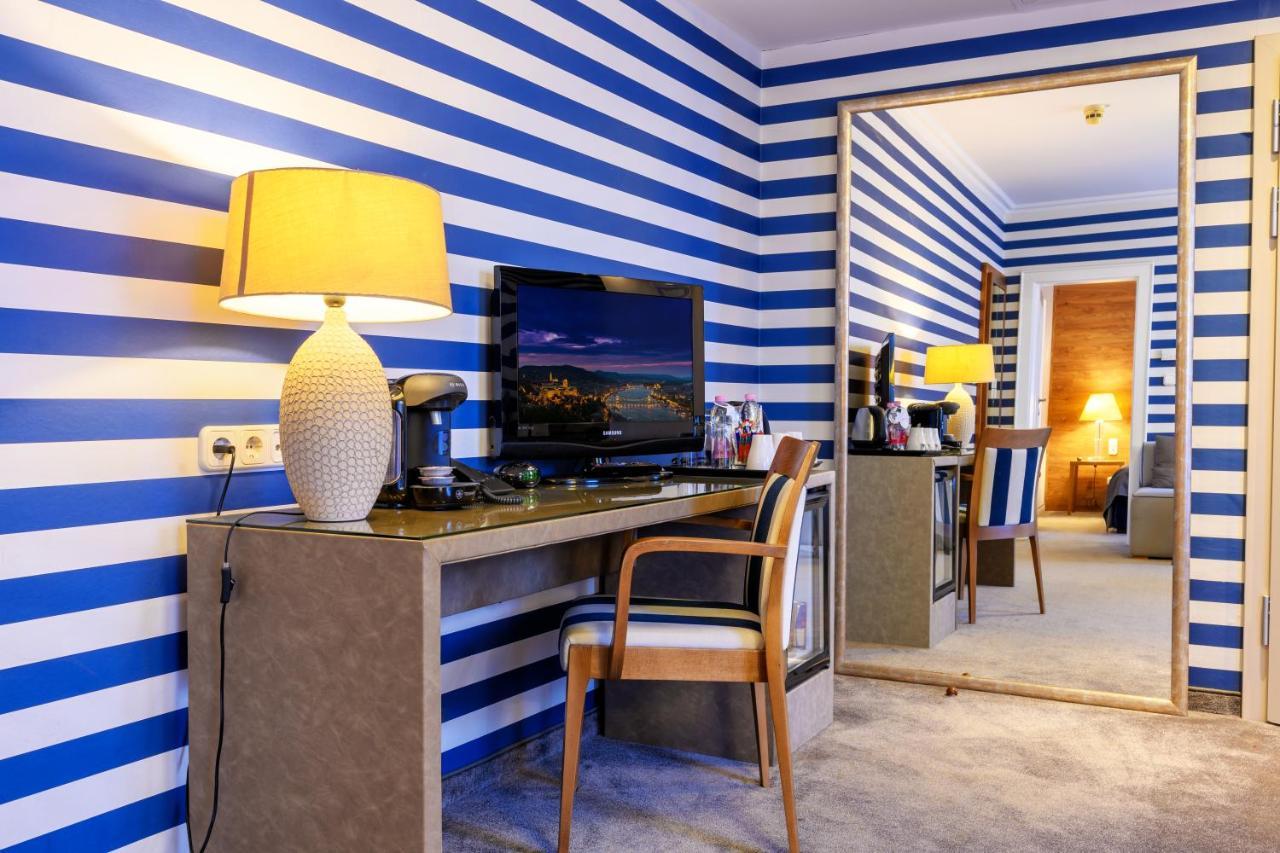 Ambra Hotel Budapest Ngoại thất bức ảnh